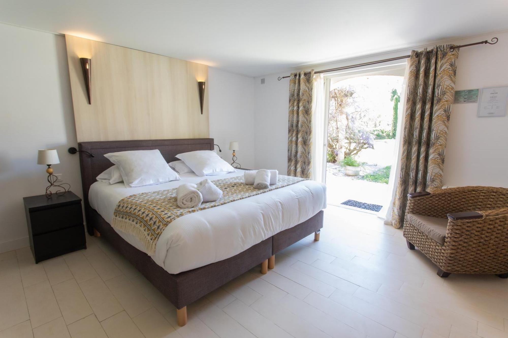 Hotel Le Verger Maelvi Гримо Екстериор снимка