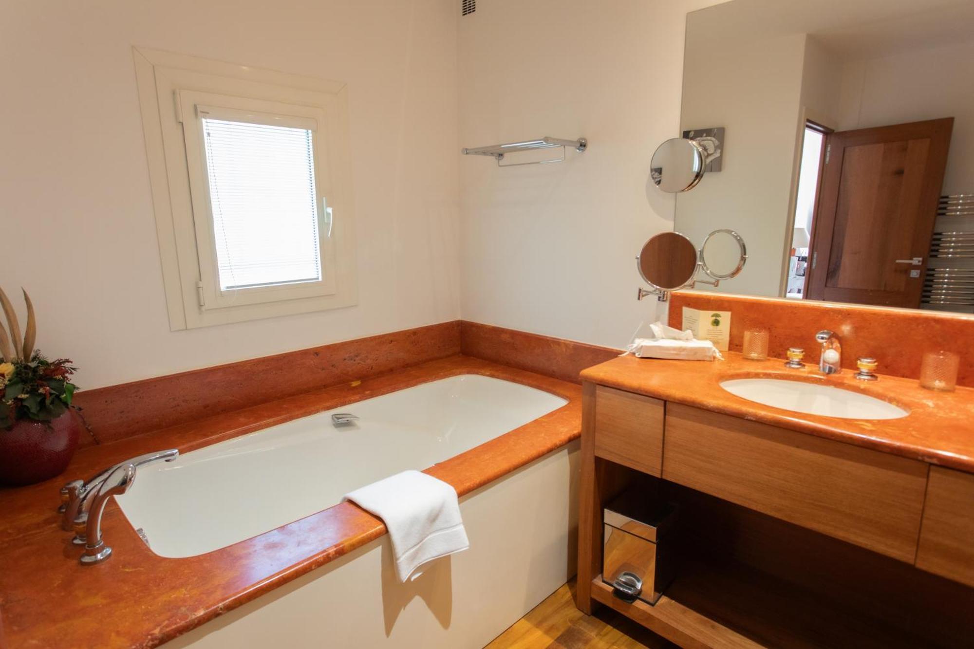 Hotel Le Verger Maelvi Гримо Стая снимка