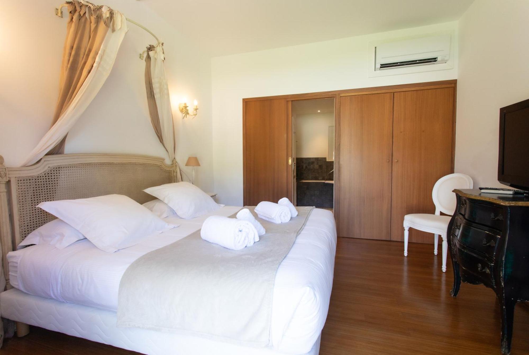 Hotel Le Verger Maelvi Гримо Стая снимка